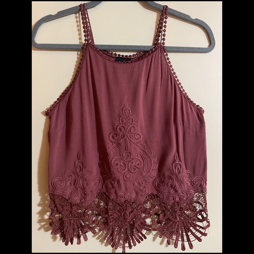 RUE21 Embroidered Lace Cropped Tank Size Medium